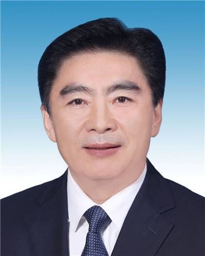 王荣（第十四届全国政协港澳台侨委员会副主任）