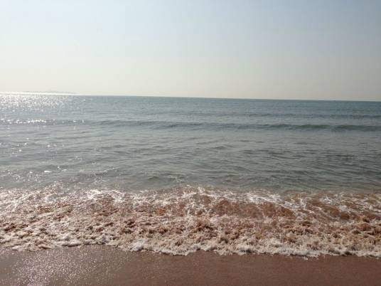金沙滩海水浴场(山东省青岛金沙滩海水浴场)