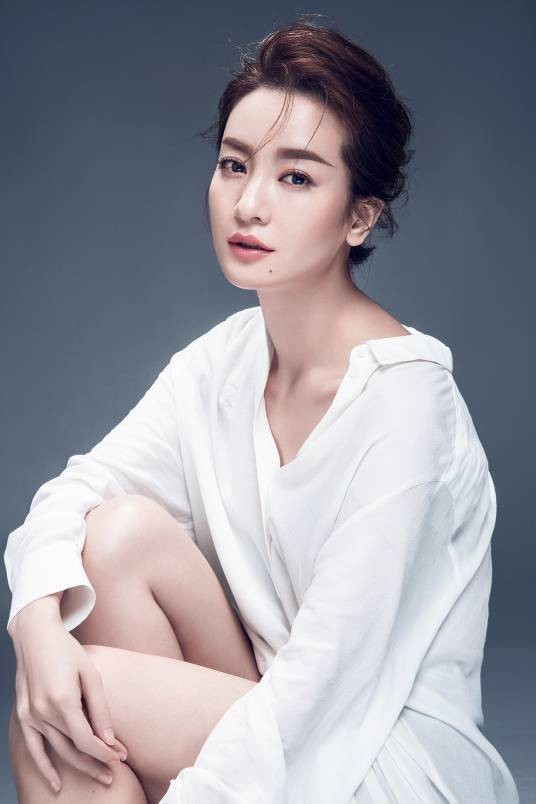 李晟(中国内地影视女演员、歌手)
