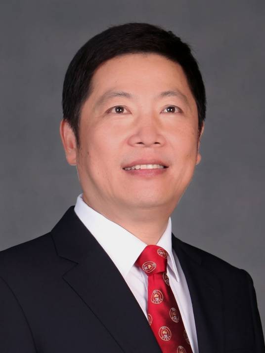 覃正（南方科技大学副校长、东正金融独立非执行董事）