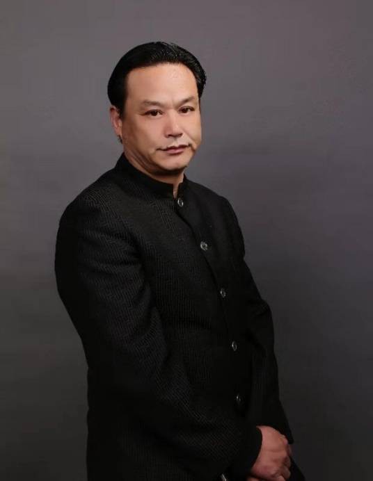 胡春海(中国齐白石研究院副院长)
