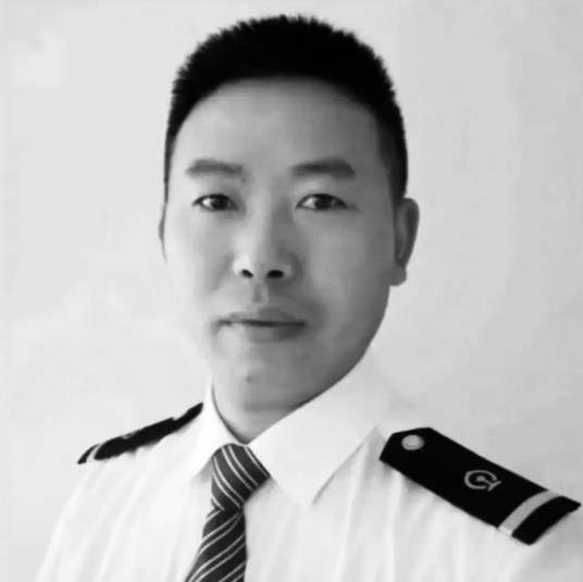 杨勇(烈士、贵广高铁D2809次列车殉职司机)