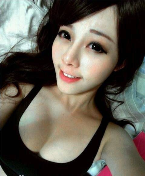 张梦怡（新浪微博走红女网友）