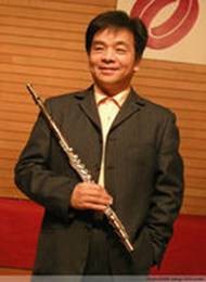 李学彬(长笛演奏家、哈尔滨师范大学音乐学院教授)