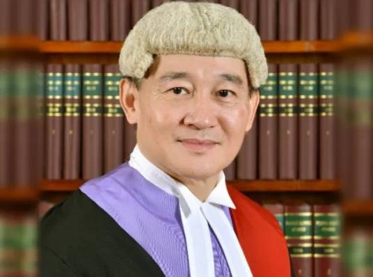 沈小民（原香港法官）