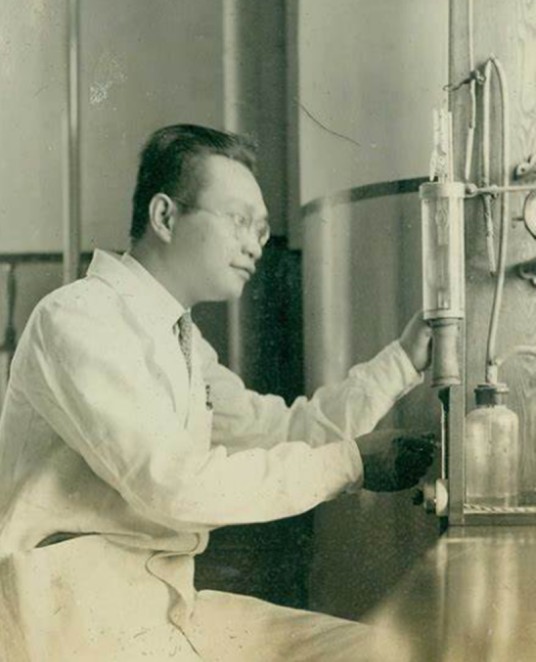刘士豪（医学教育家）
