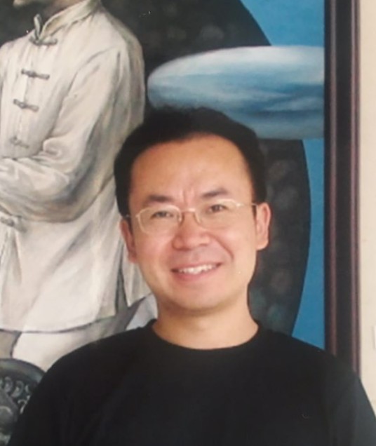 张星（云南大学艺术与设计学院副教授）