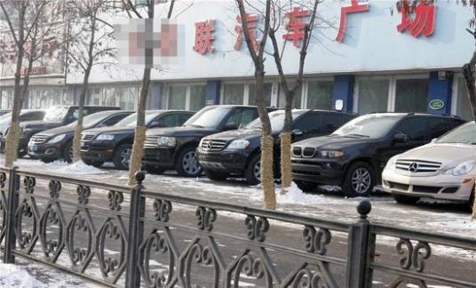 小贸车