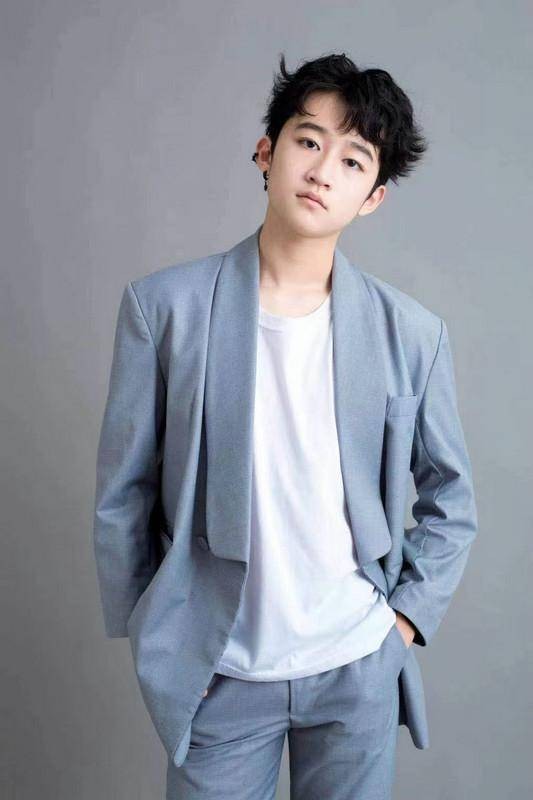 高振瑄