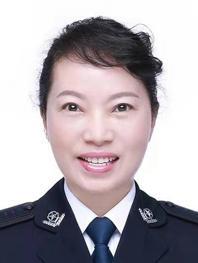 凌娅