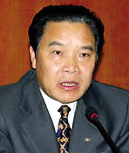 黄瑶（贵州省政协原主席）