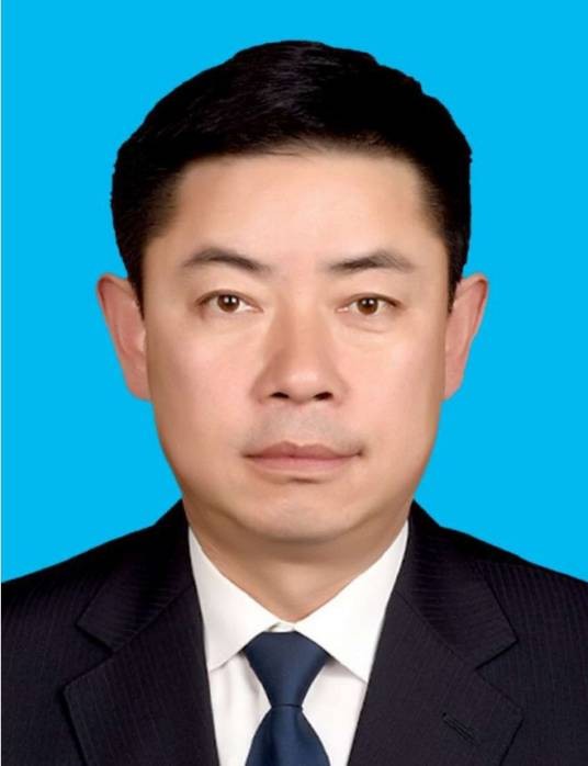 乔振华(甘肃省张掖市委常委、市委秘书长)