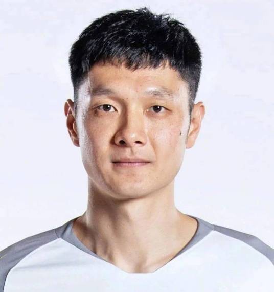 杨智（前中国职业足球运动员）