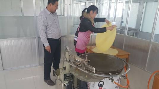 仿手工煎饼机