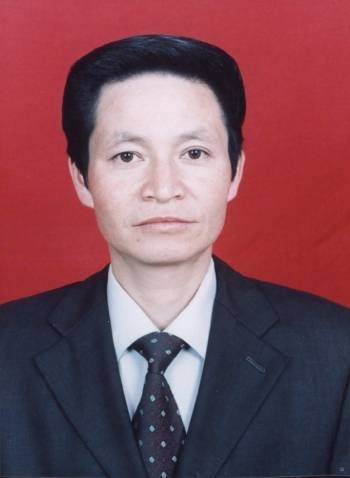 文建明(四川省南充市营山县委原常委)