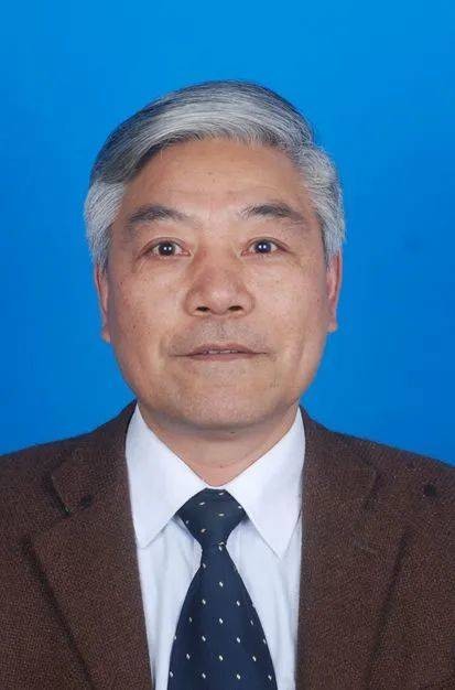 许德胜（华中科技大学总务长办公室副主任）