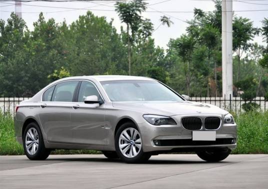 宝马730Li