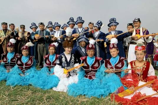 阿肯弹唱会