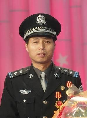 王法金