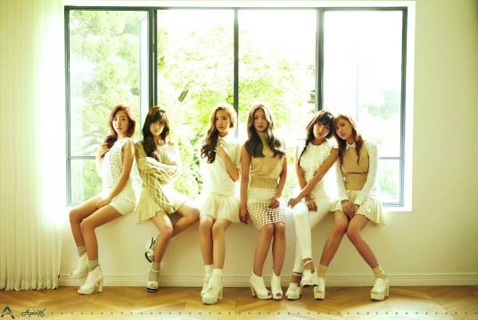 luv（A Pink2014年11月份推出的抒情歌曲）