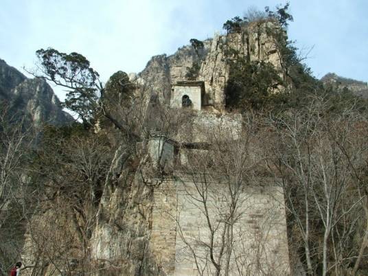 沟崖