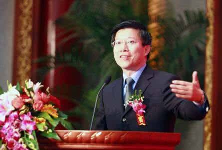 李津逵