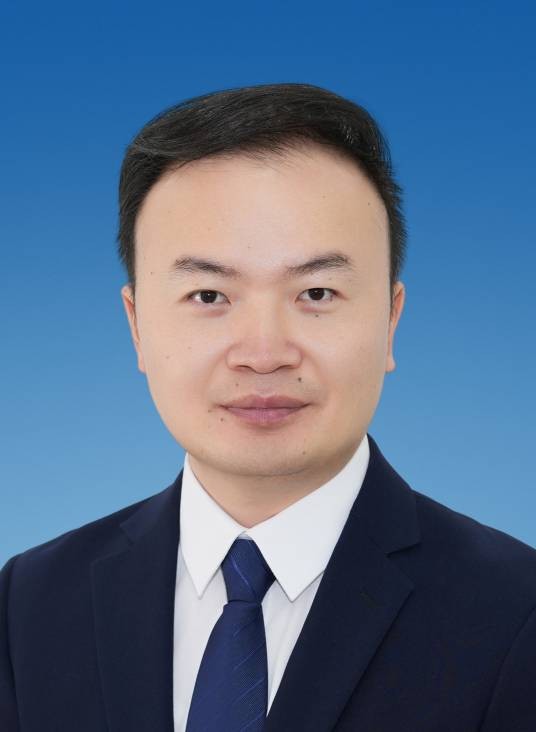 彭云（四川省广安市前锋区委副书记、代区长）