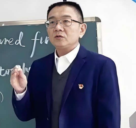 苗本臣