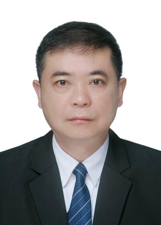 郭华强（贵州省六盘水市自然资源局党委委员、六盘水市不动产登记中心主任）