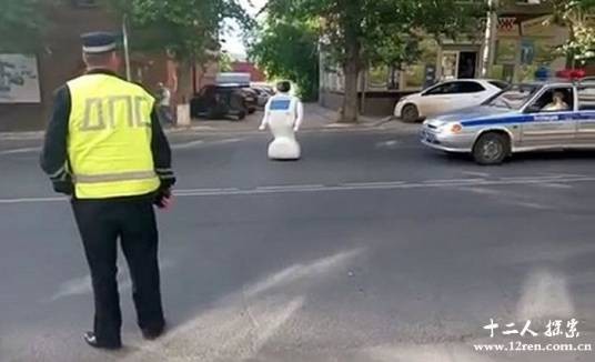 Promobot