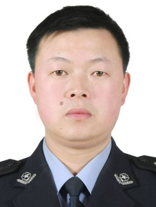 吴胜利（贵州省六盘水市水城区公安局党委委员、兼任花戛派出所所长）