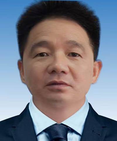 谢建辉（湖南省湘西土家族苗族自治州龙山县科技和工业信息化局党组成员、副局长）