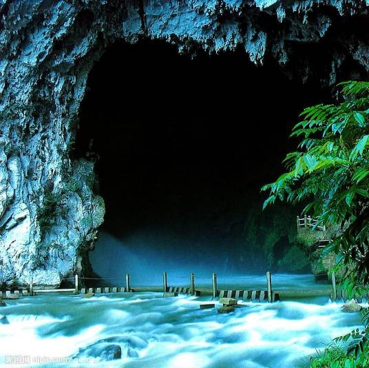 青龙洞（湖南安化县境内景点）