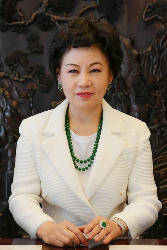 赵莉(北京丽质华堂化妆品有限公司董事长,北京富丽华德生物医药科技股份有限公司董事长)