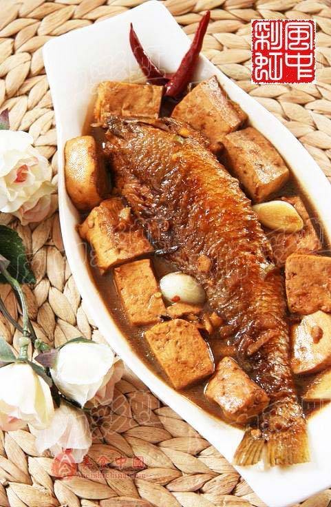 鱼炖豆腐
