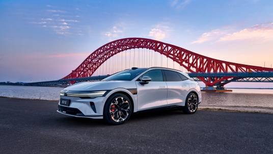 极氪007GT