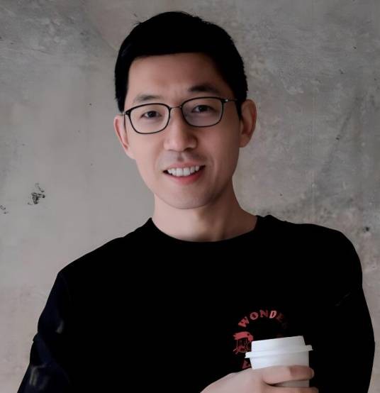 吴骏（三顿半咖啡创始⼈,CEO）
