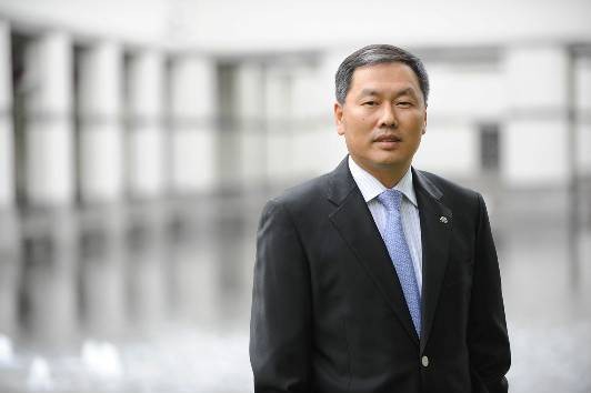刘训峰（中芯国际董事长）