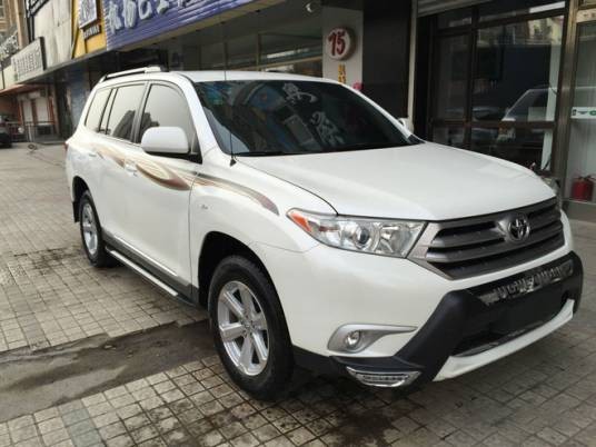 2012款汉兰达 2.7L 两驱运动版 5座