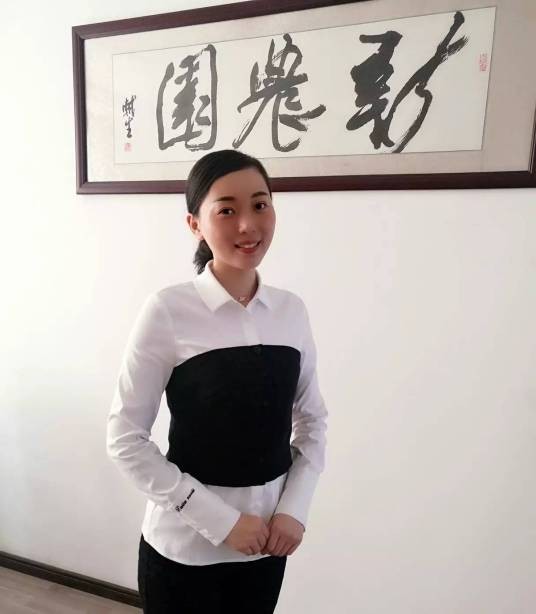 曾珊（江西新农园实业有限公司总经理）
