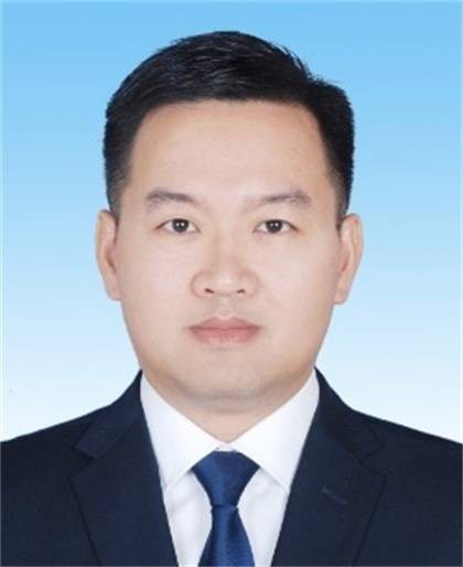 梁金龙（广东省云浮市云安区委常委、办公室主任）