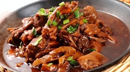红烧鹅肉