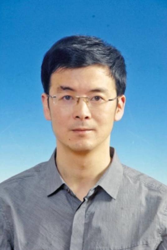 卢智旭（温州市现代集团党委书记、董事长、浙江东方职业技术学院党委书记、董事长）