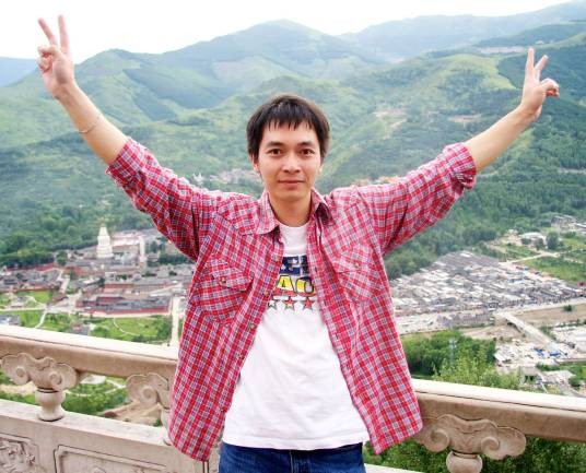 梁剑波（中国知名动漫人、漫画家）