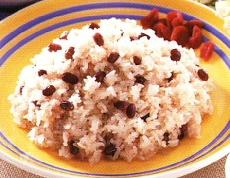 红豆饭（以红豆、大米为主料的食物）