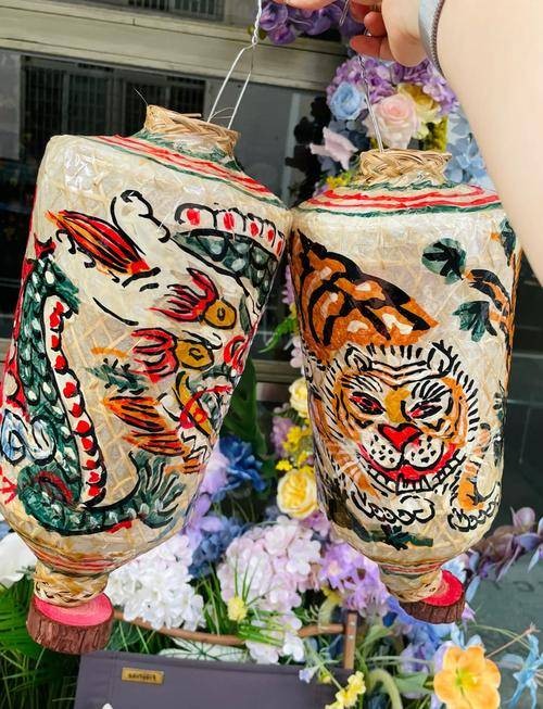 龙虎灯