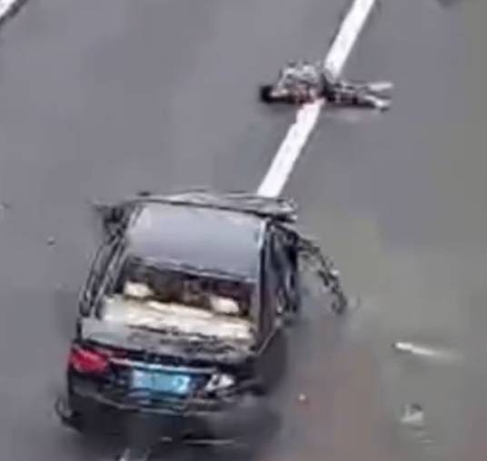 9·12沪蓉高速应城段小车爆胎事故