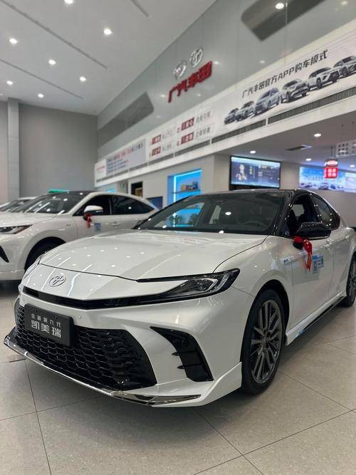 凯美瑞（丰田旗下中型轿车）