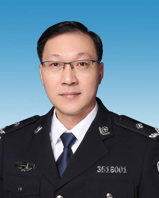 黄晓宁（福建省建阳监狱党委书记、监狱长）