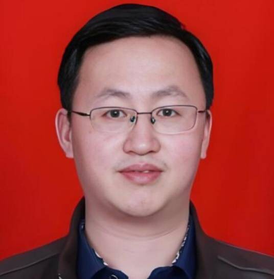 毛小平（湘潭大学教授）